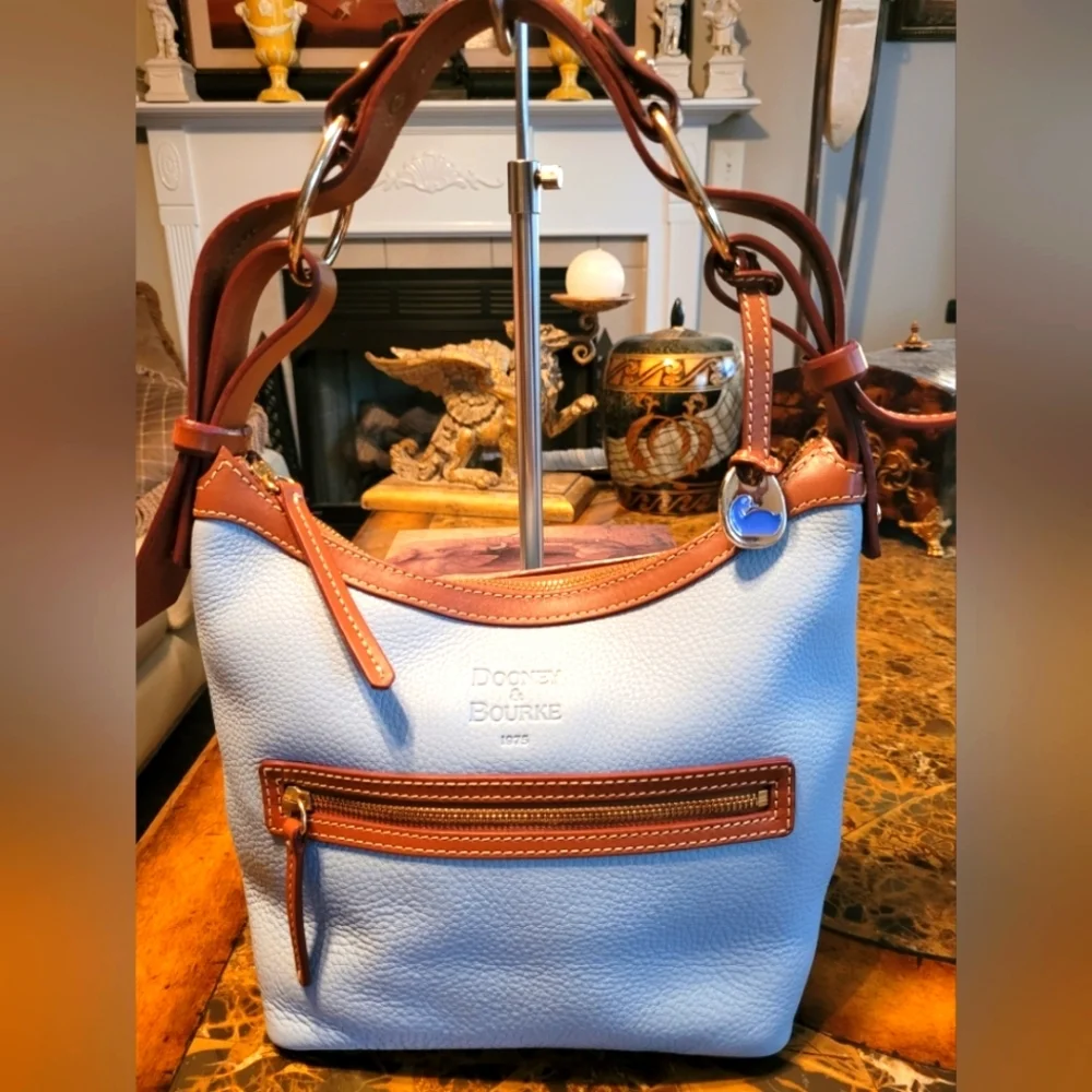 Dooney & Bourke Blue and Brown Women's Bag NWOT - Picture 1 of 15